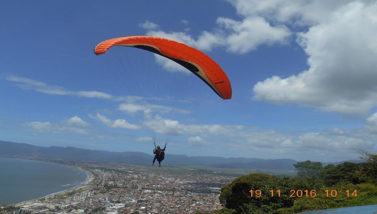 Apto M De Sa Ar Condicionado Caraguatatuba Luaran gambar